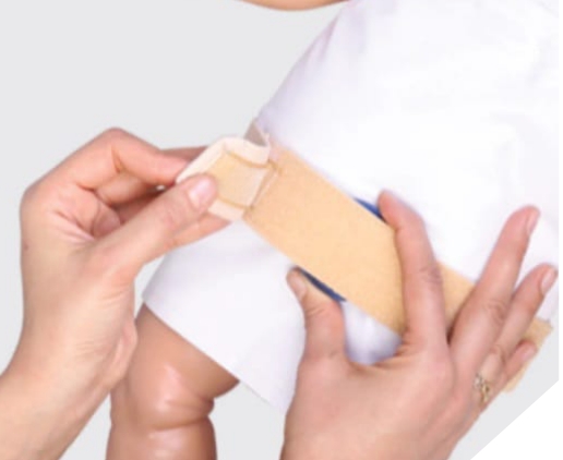 ناف بند بچه - baby umbilical cord